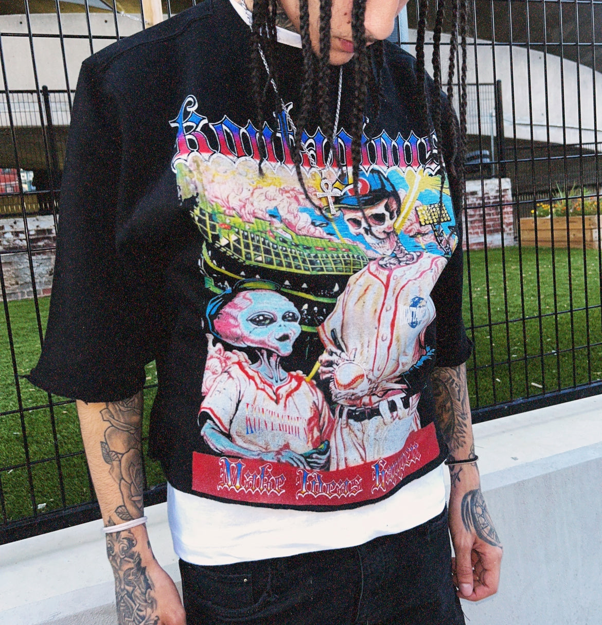 Cropped crewneck