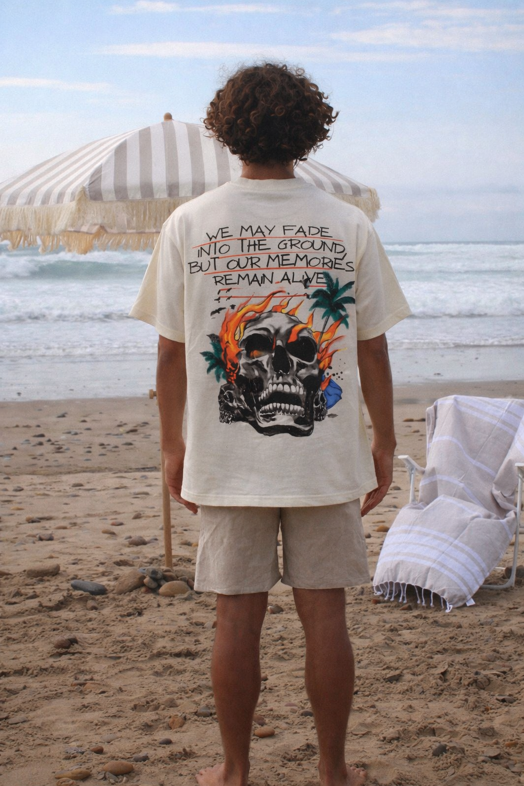 ISLAND SKULL TEE